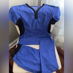 Purple label-healing hands yoga scrubs